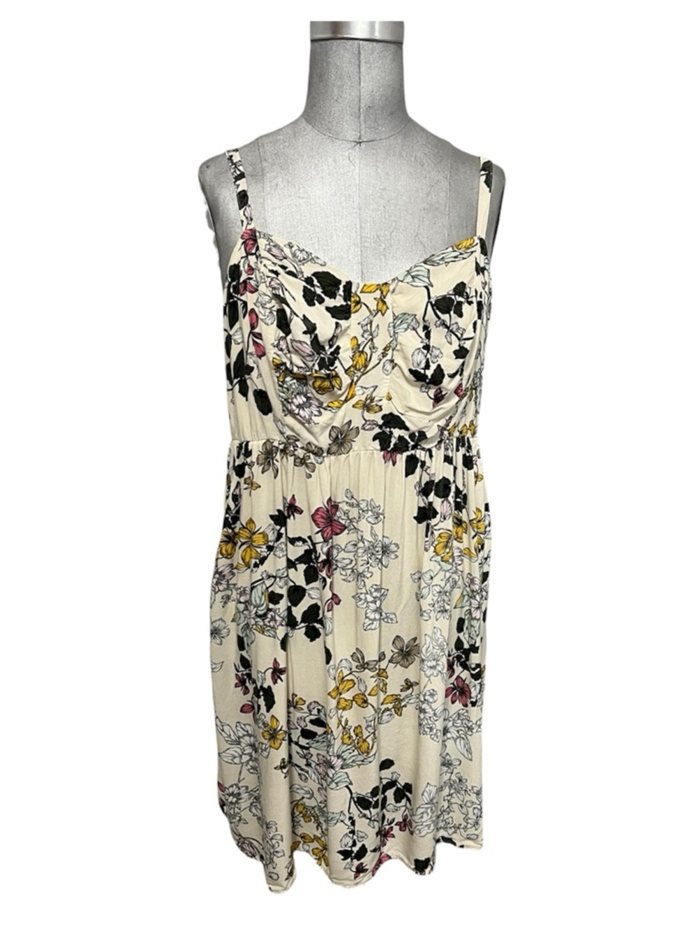 Torrid Spaghetti Strap Ivory/Floral Sundress Size 1 (14/16)